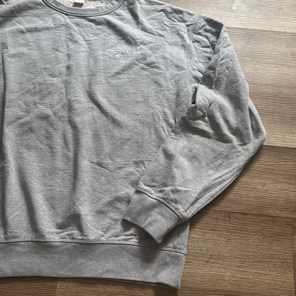 KOTN Sweatshirt - Picture 2 of 7